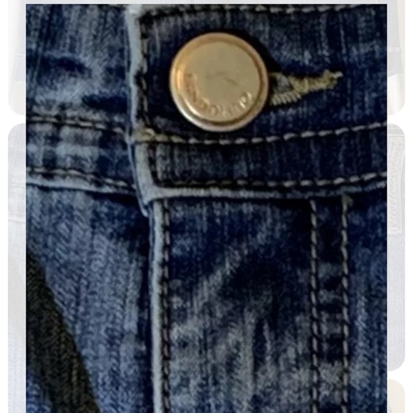 Bandolino Blue Jean Shorts Denim Womens 8P Pockets Belt Loops Zip Button Closure - Picture 2 of 11